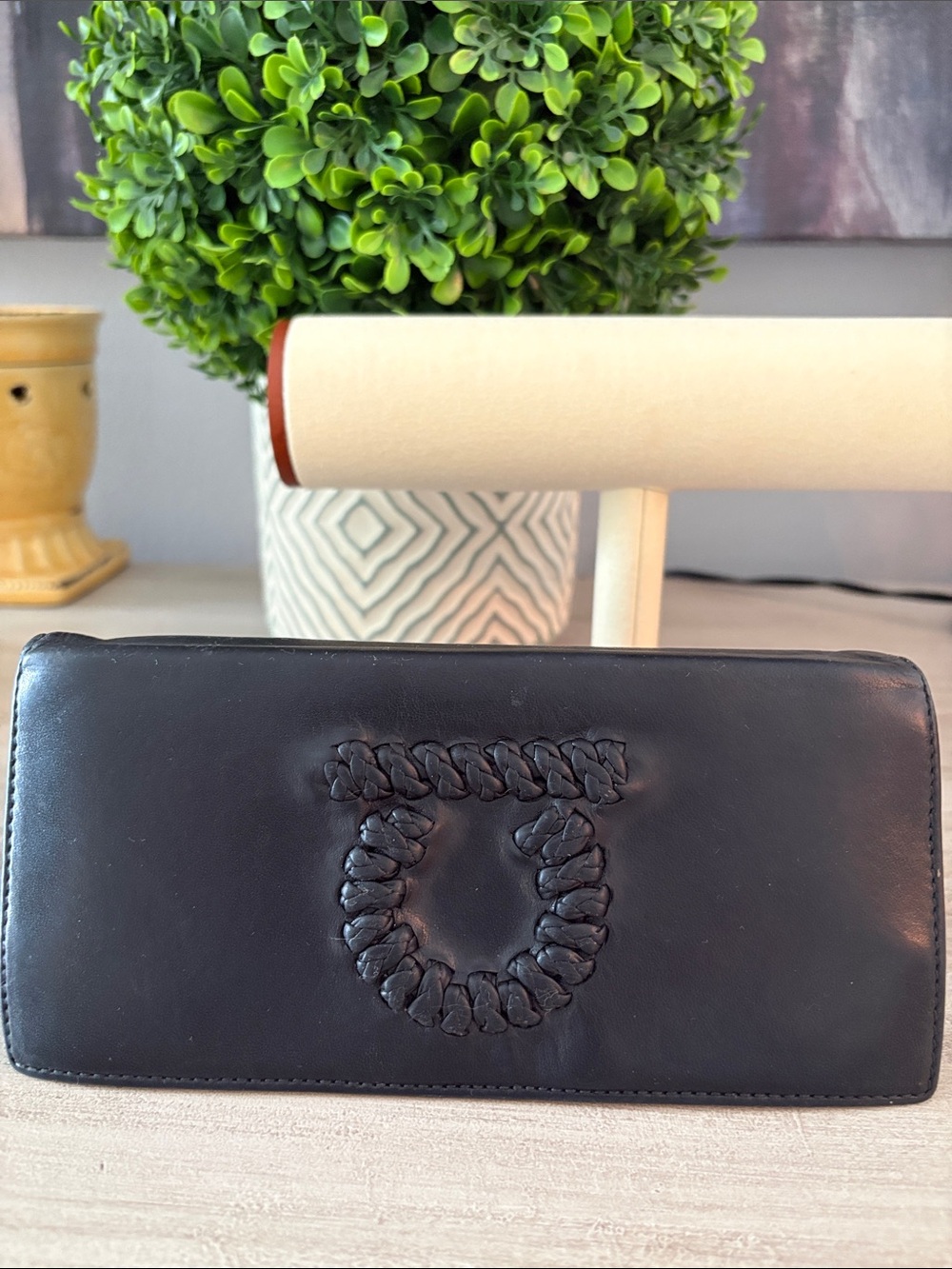 Salvatore Ferragamo Black Woven Logo Leather Wallet - Picture 5 of 11